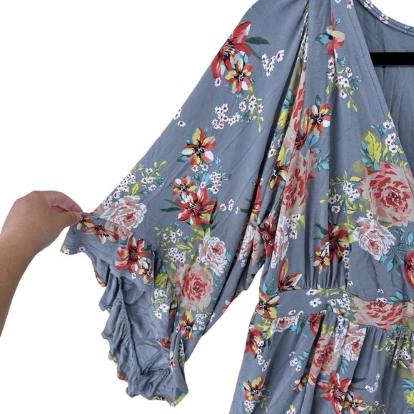 Torrid Babydoll Super Soft Surplice Volume Sleeve Top sz 0X floral - Picture 7 of 12